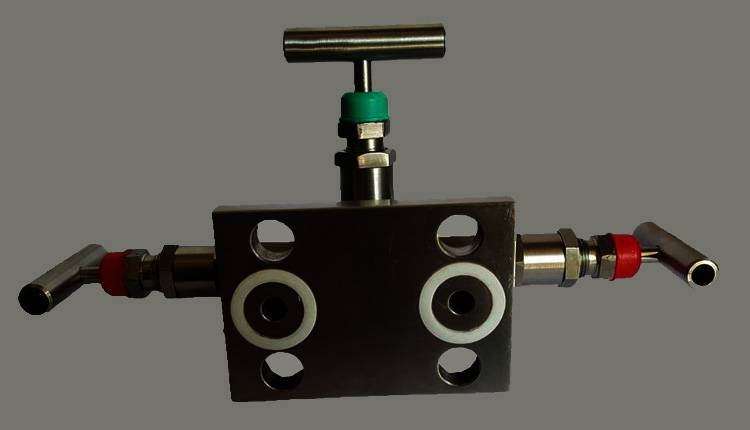 CS K03504 Manifold Valves